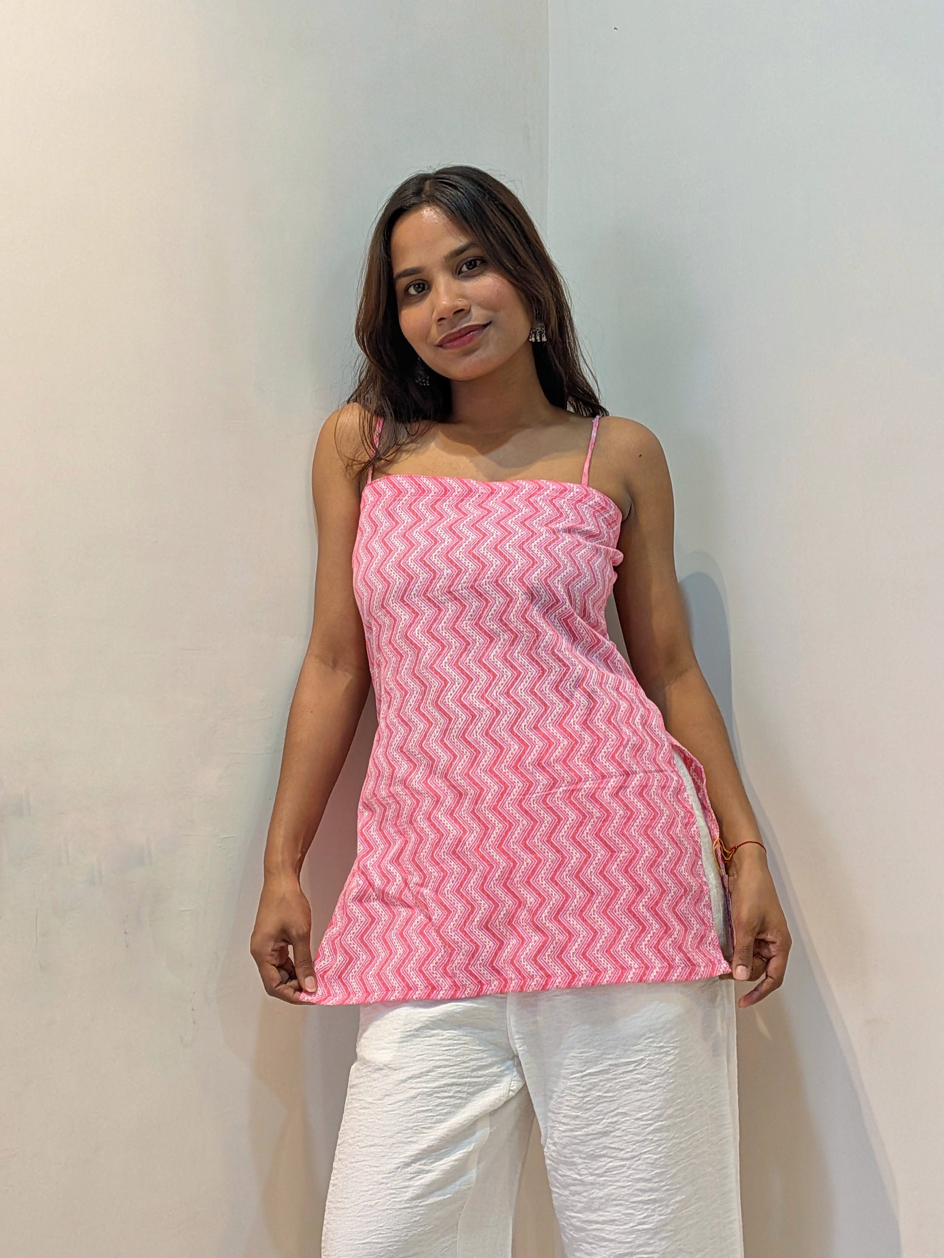 Aayushi-Pink T-shirt kurti