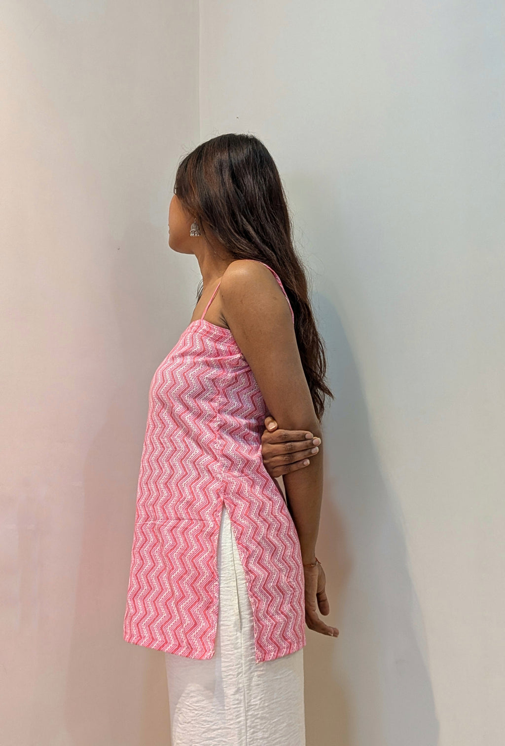 Aayushi-Pink T-shirt kurti
