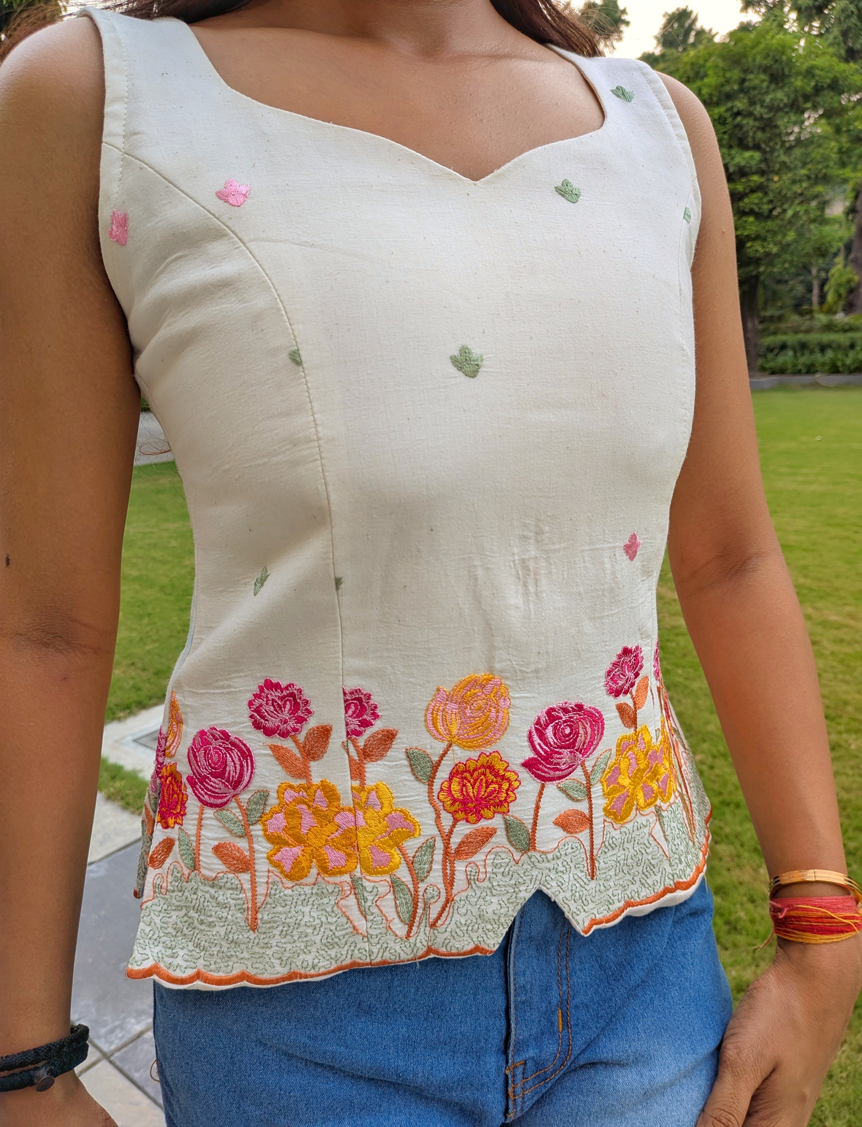 Hoor Embroidered vest top