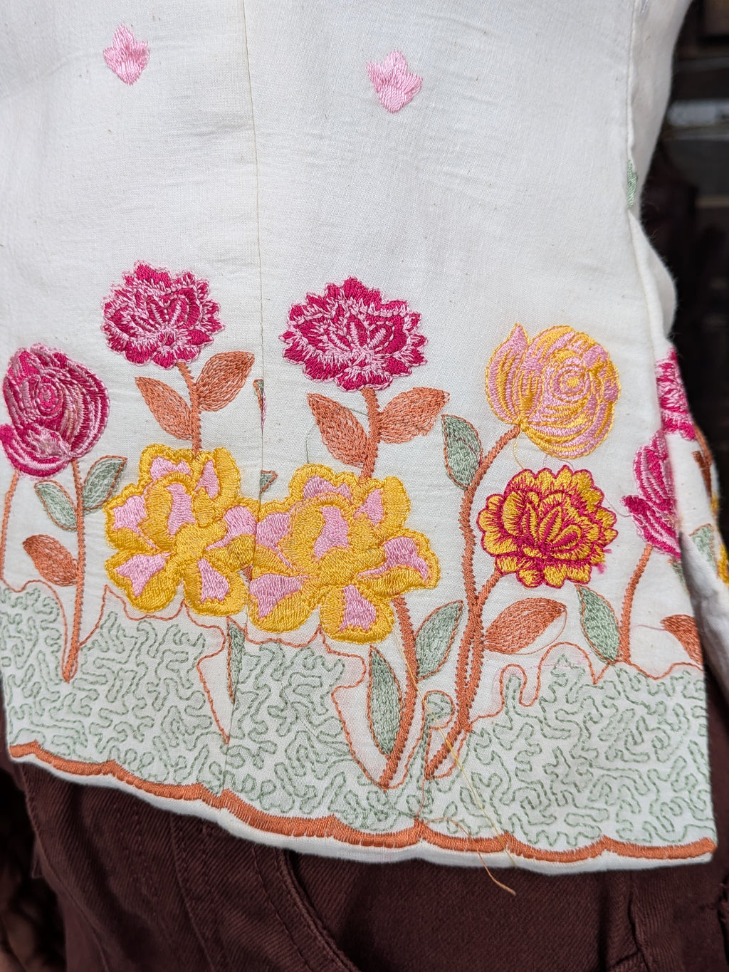 Hoor Embroidered vest top