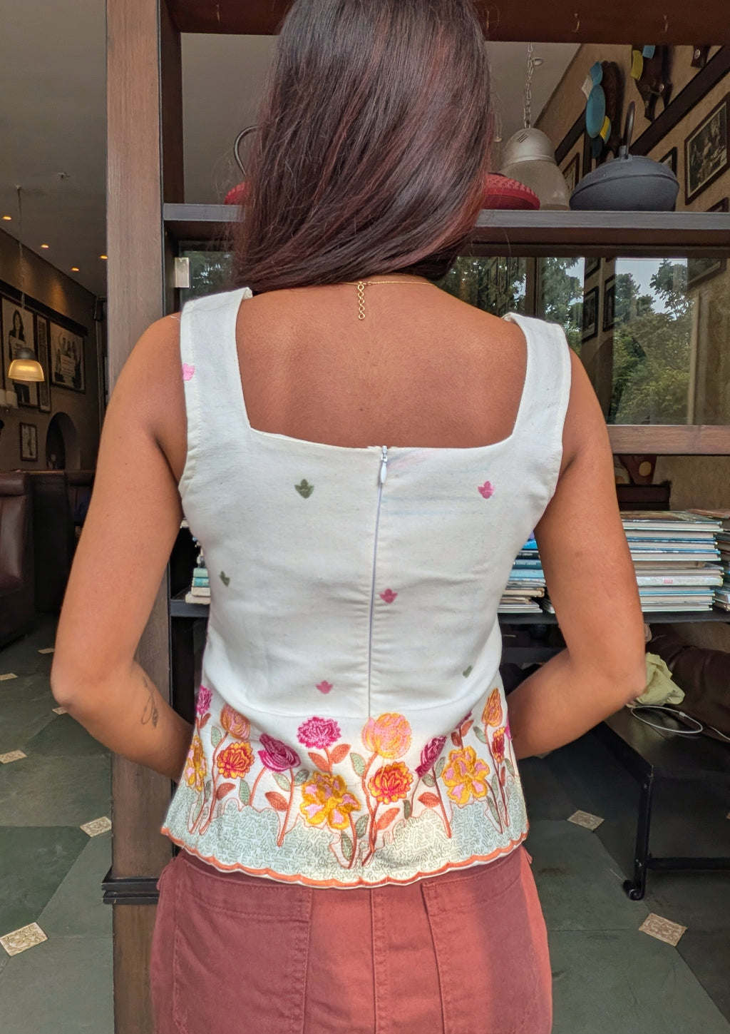 Hoor Embroidered vest top
